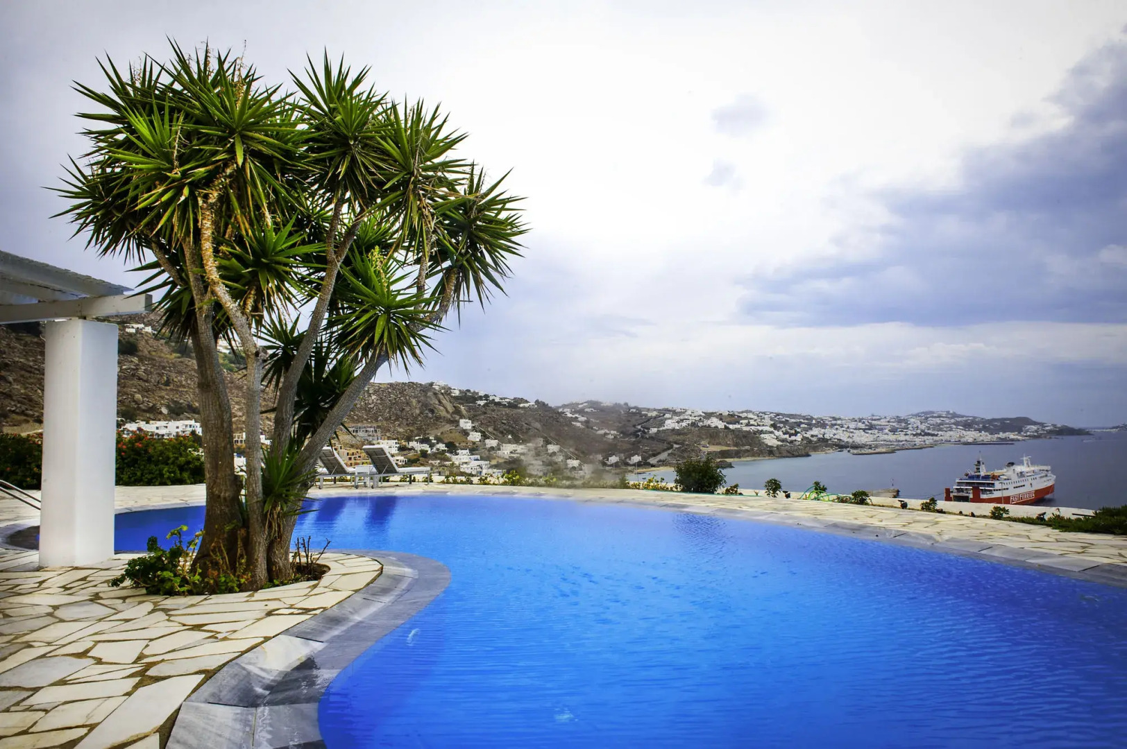 Adikri Villas & Suites