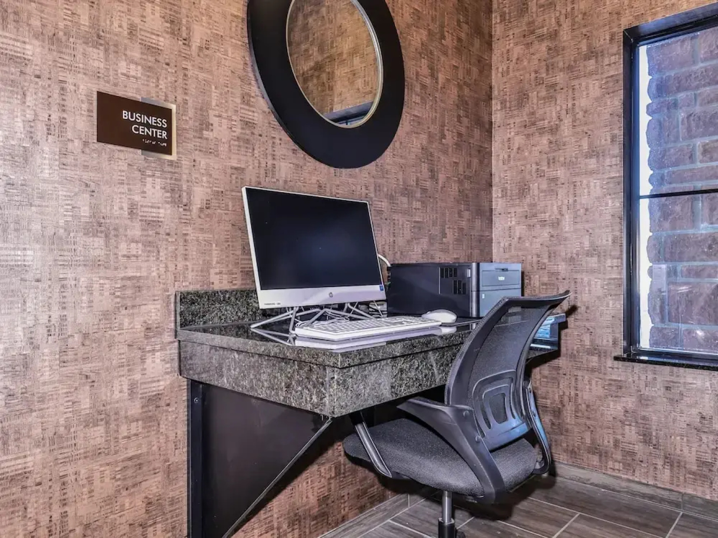Cobblestone Hotel & Suites - Rhinelander