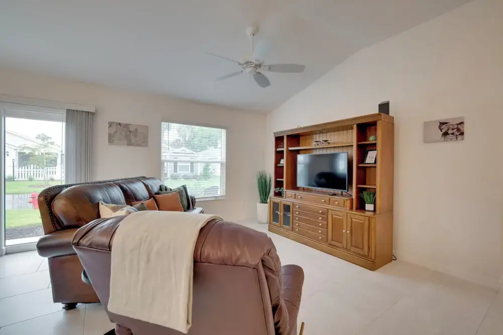 Sun-soaked Retreat in The Villages w/ Grill!