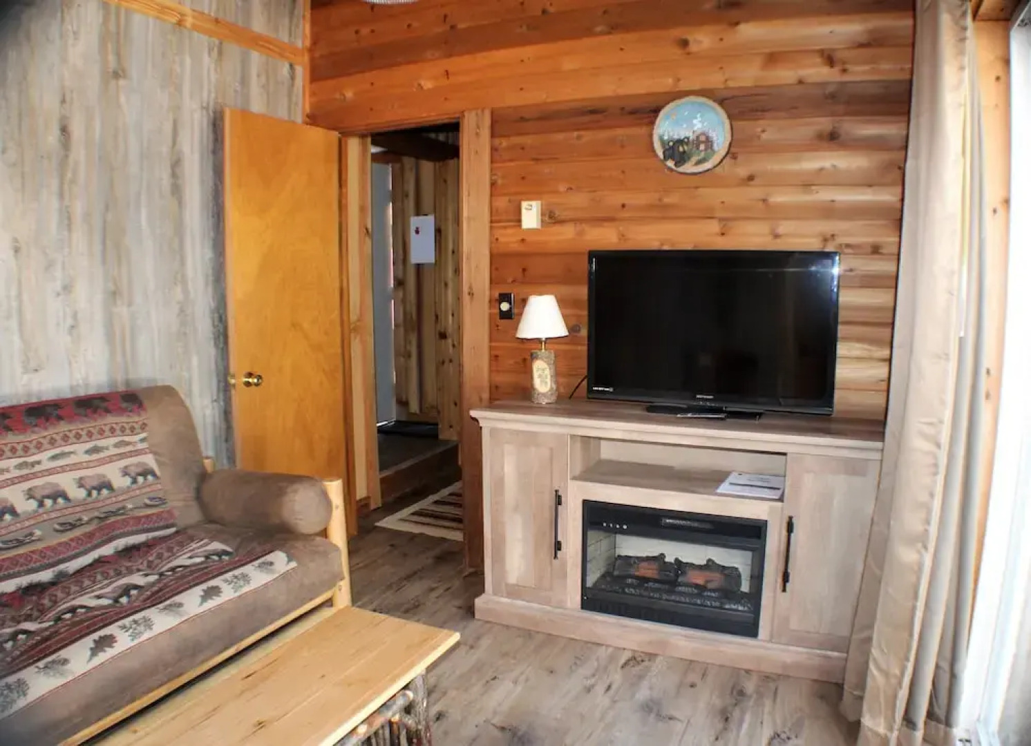 Elm - Elbert's - 2 Br Cottage