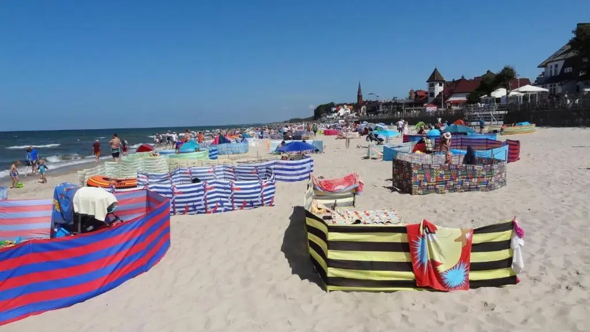 Sarbinowo - ,,Apartament 32 u Ewy,, duży , całoroczny z Basenem