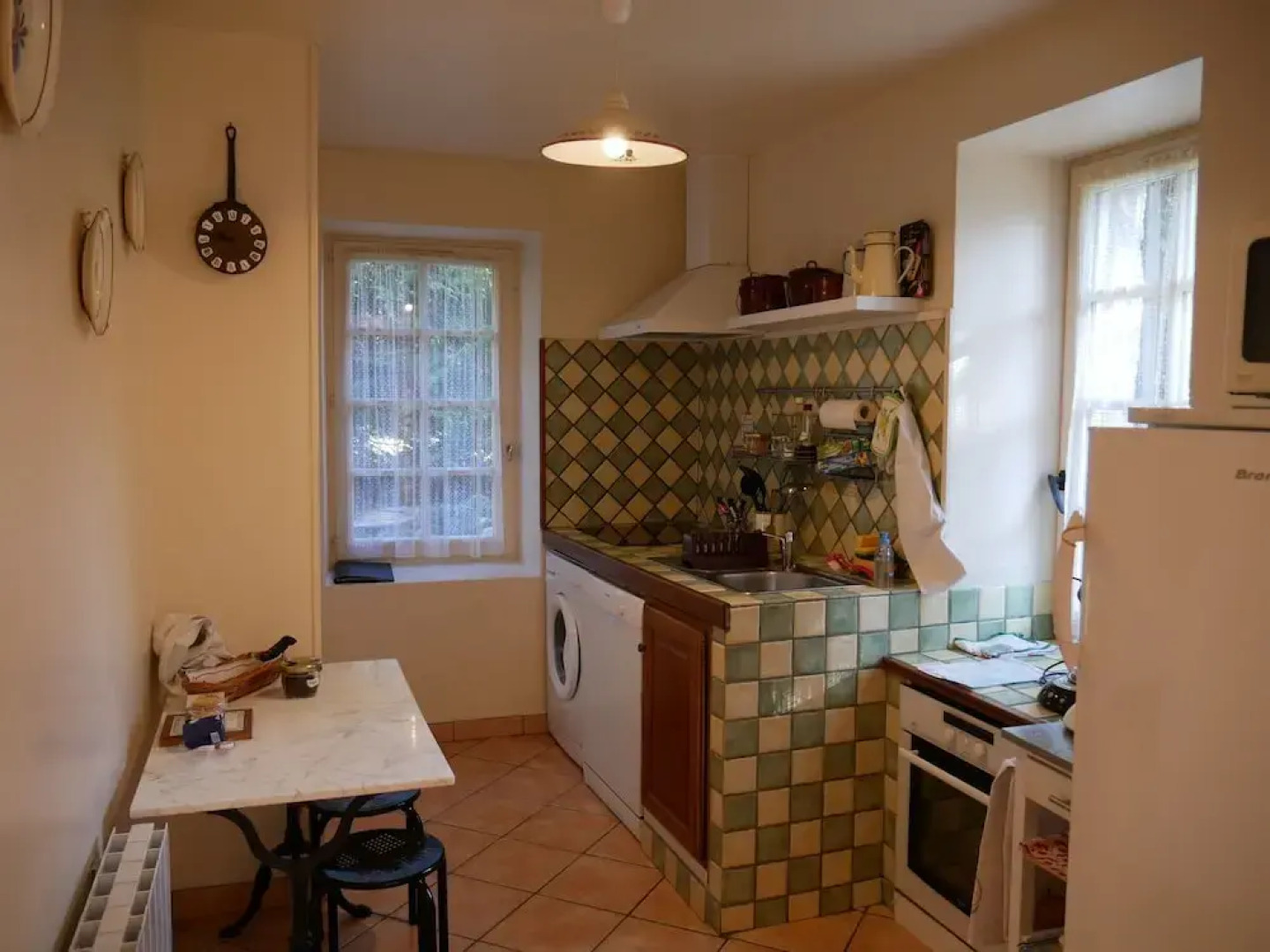 Fantastic Holiday Home With Large Garden in Cultural Surroundings of Saint-ay