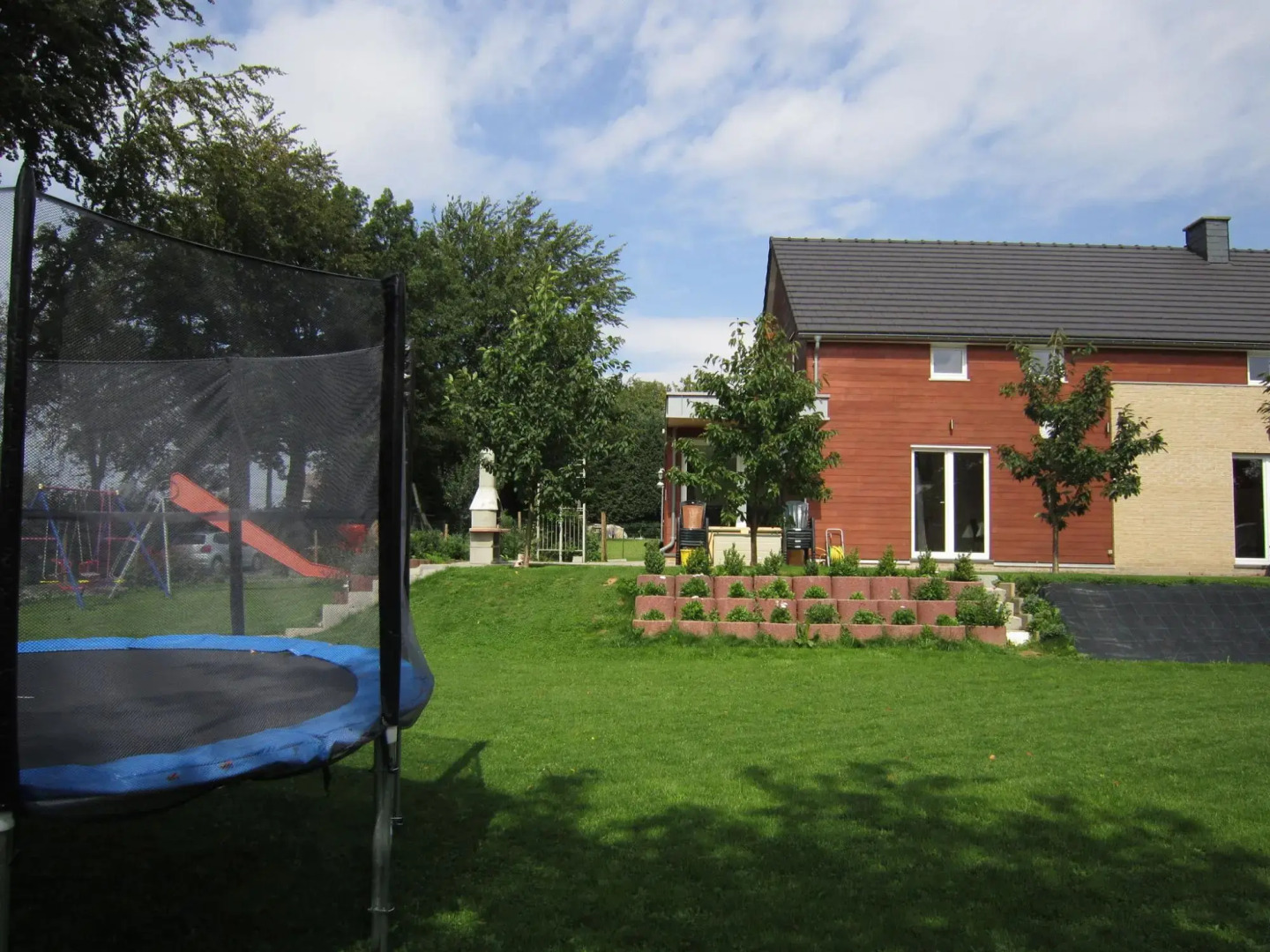 Cozy Holiday Home in Robertville with Sauna