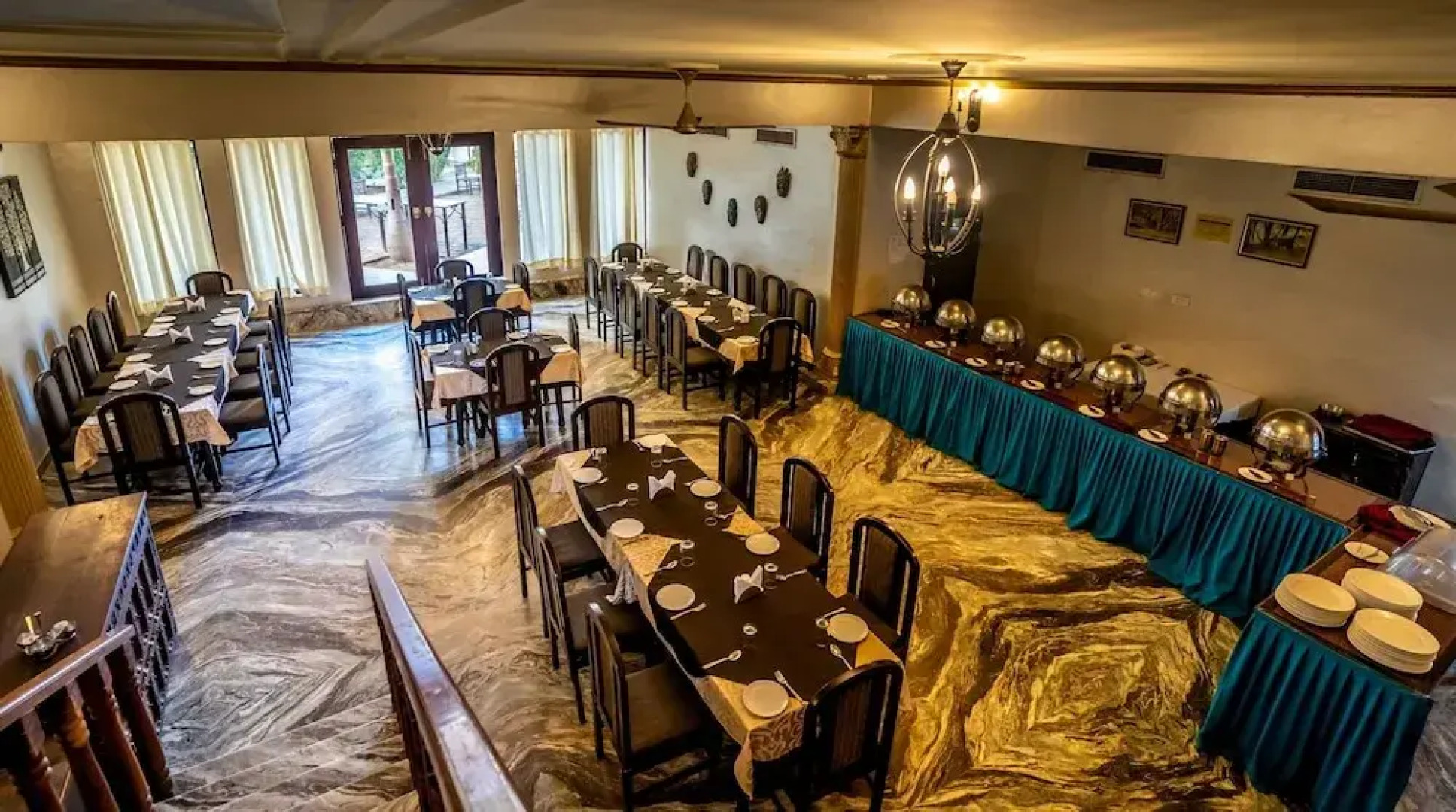 Glitz Ranthambore Safari Resort