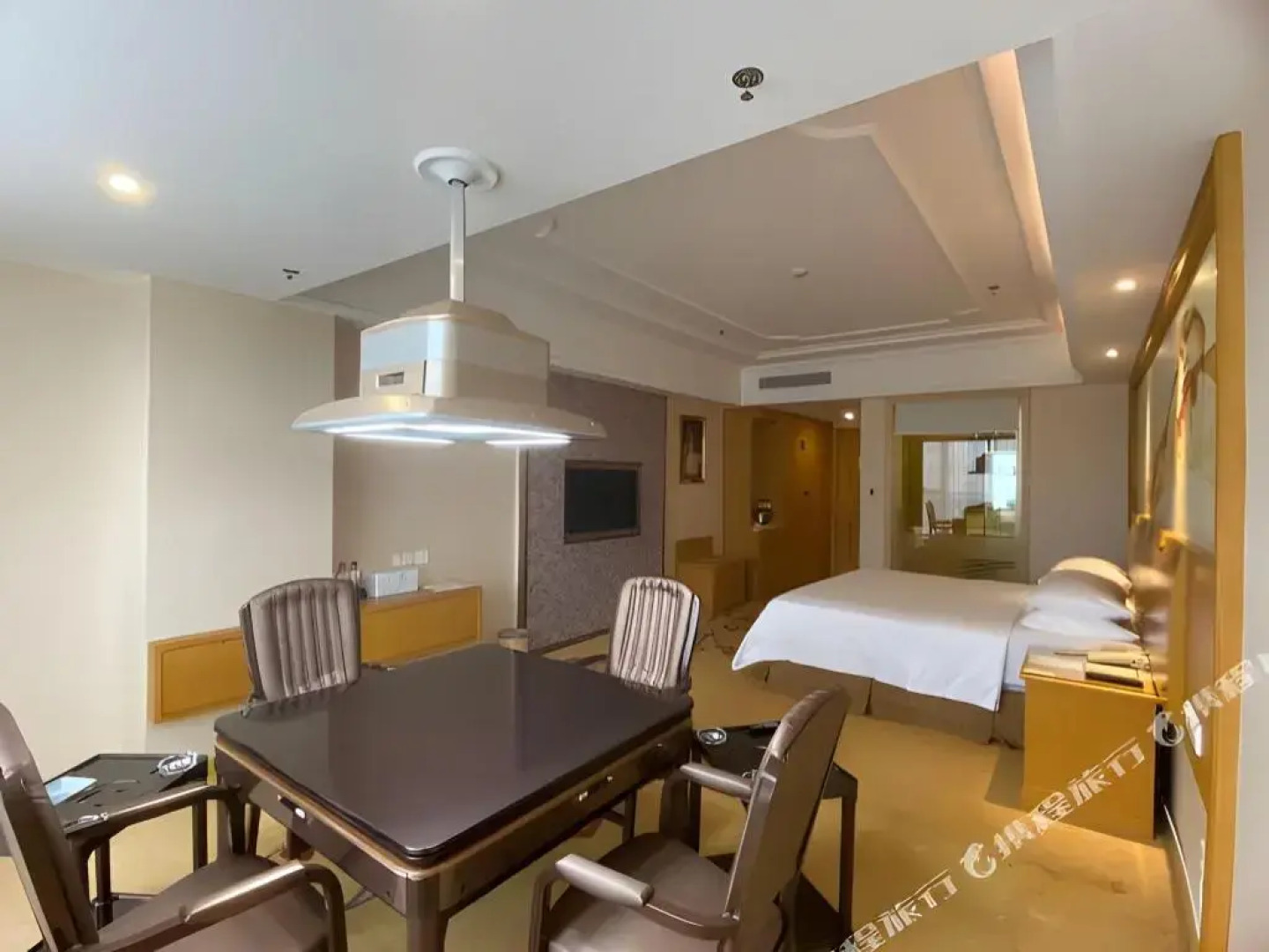 Vienna International Hotel Zhongshan Torch Center