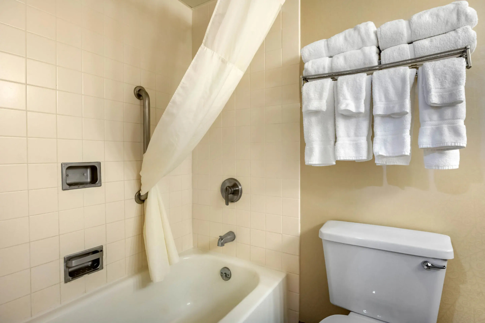 Quality Inn & Suites