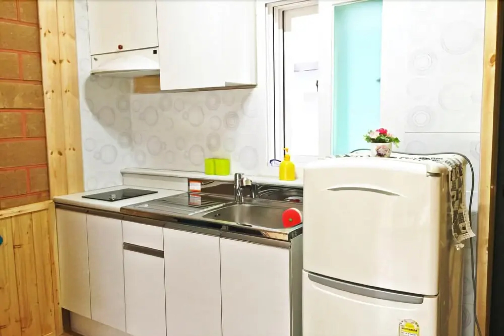 Hwacheon Mountain Water Smell the Smell of Ocher Pension