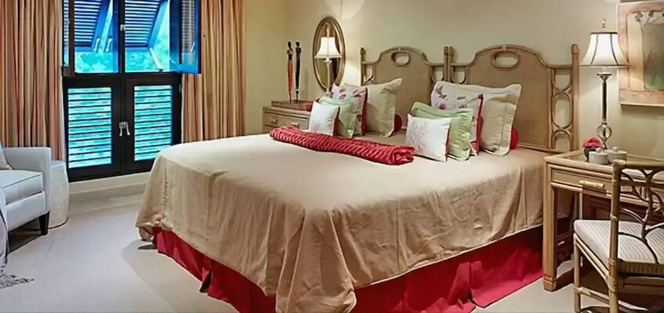 Coral Cove 14 Penthouse - Condo Crowsnest