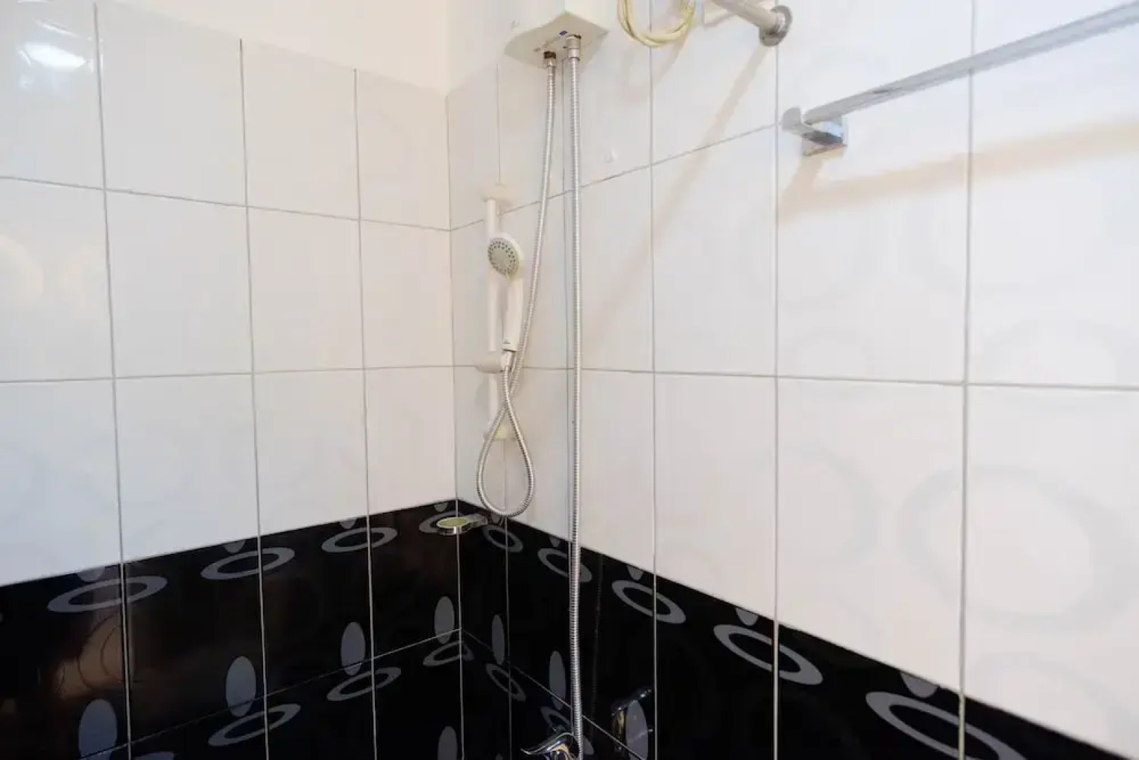 RedDoorz Plus @ Manalo Extension Palawan