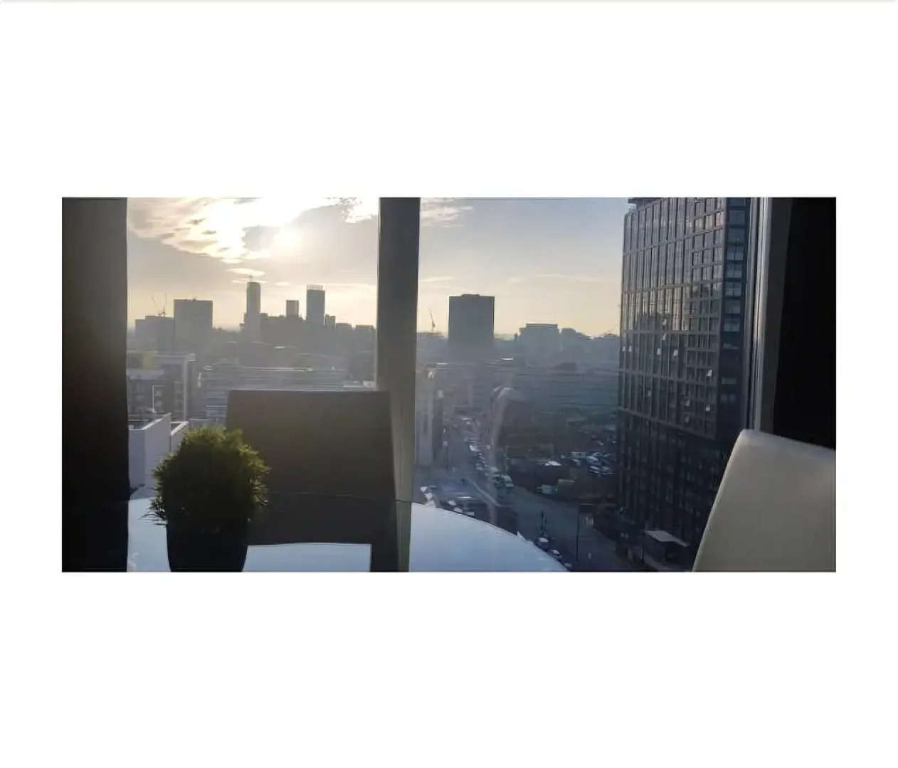 Red Ba Skyline Central