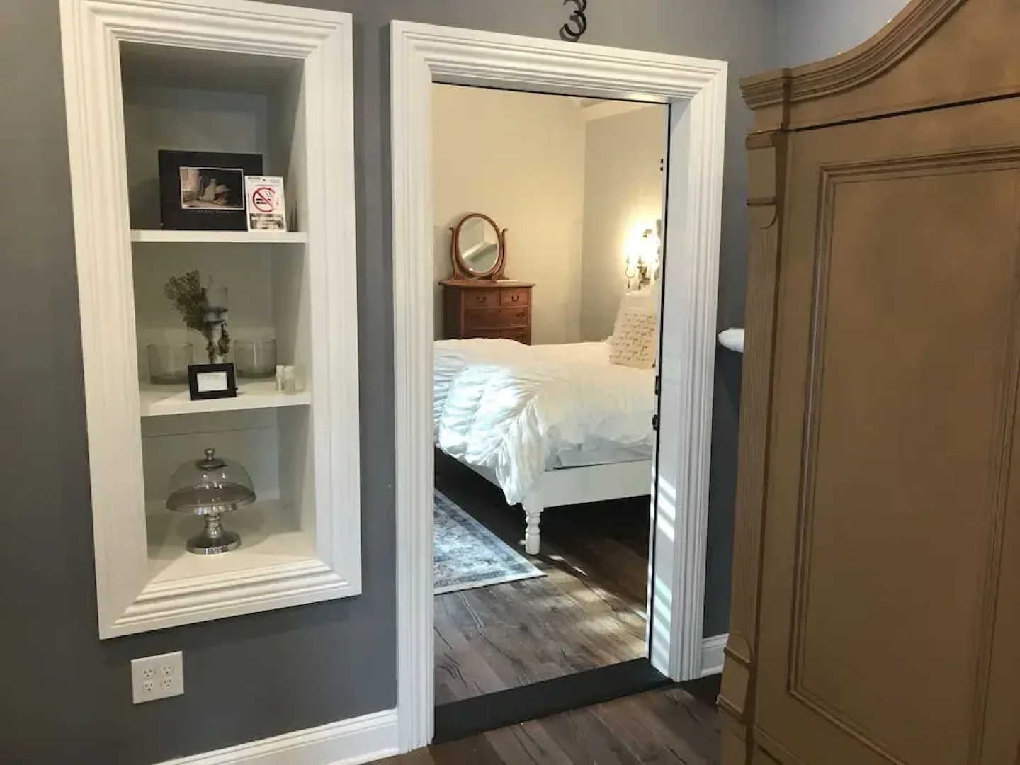 Chateau Rooms