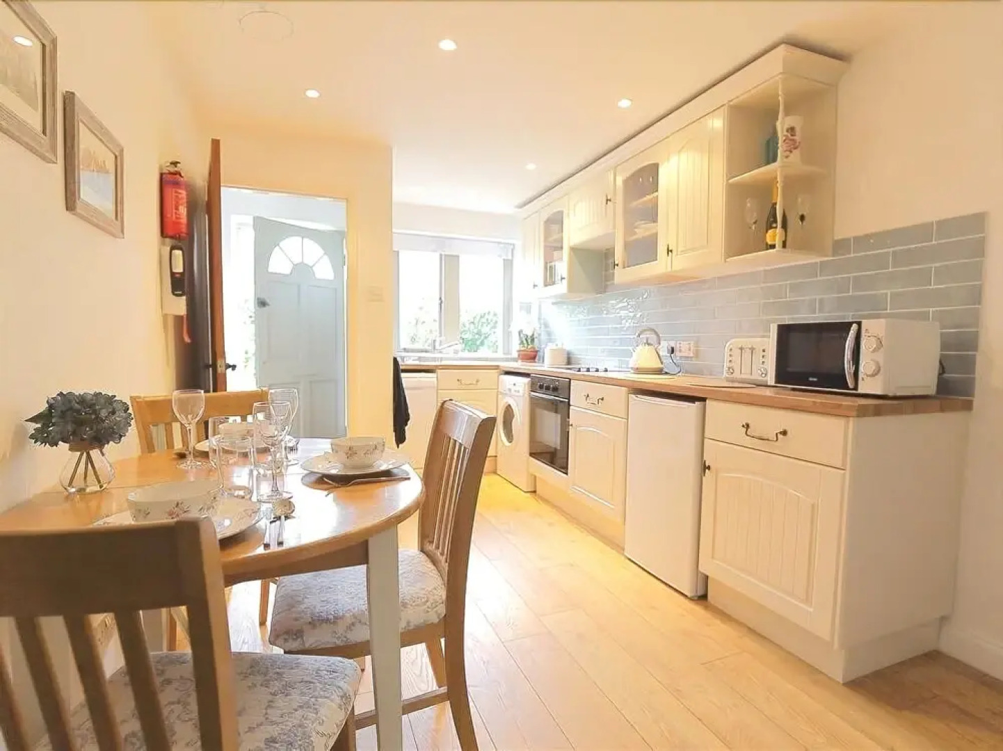 Honeystone Cottage, MORETON IN MARSH