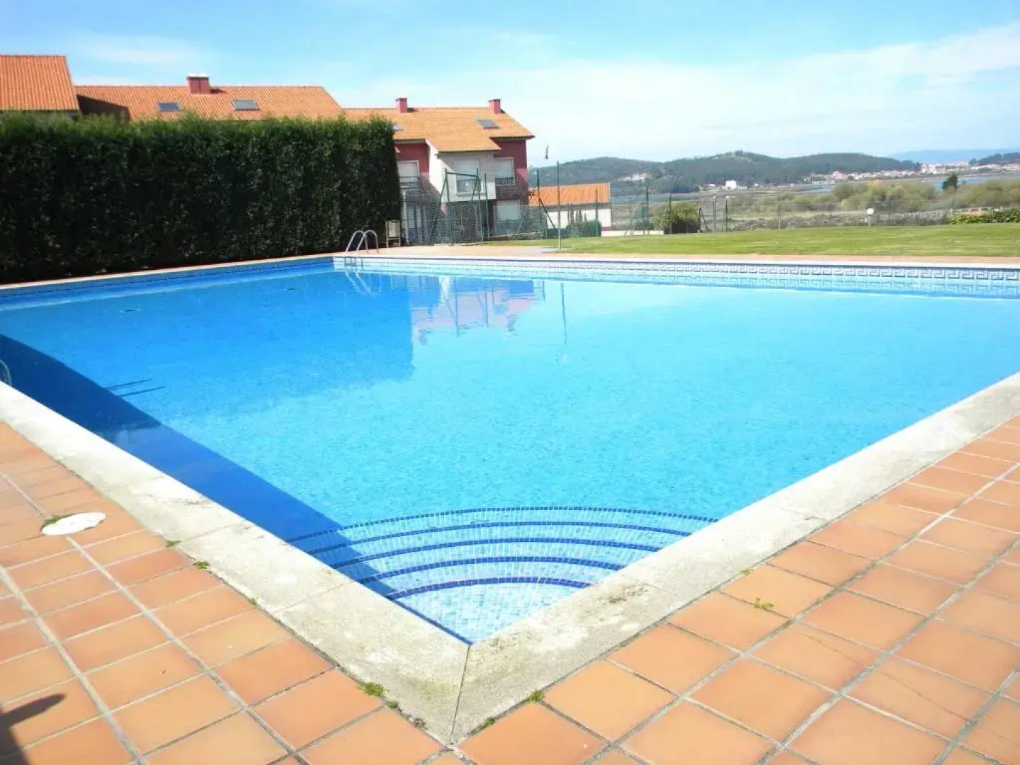 LAS LAGUNAS chalet adosado para máx 10, no recomendable para grupos de jóvenes