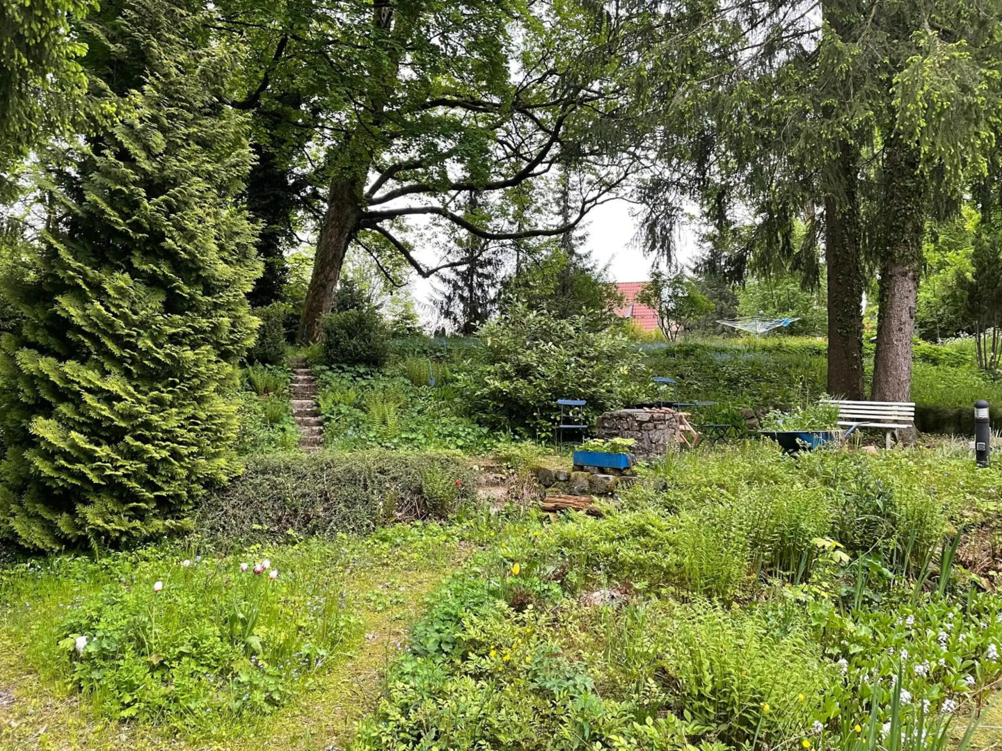 Liebevoll eingerichtetes Ferienhaus mit großem Garten