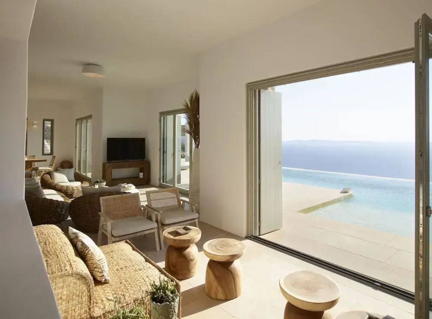 Absolute Paradise Villa Tourlos