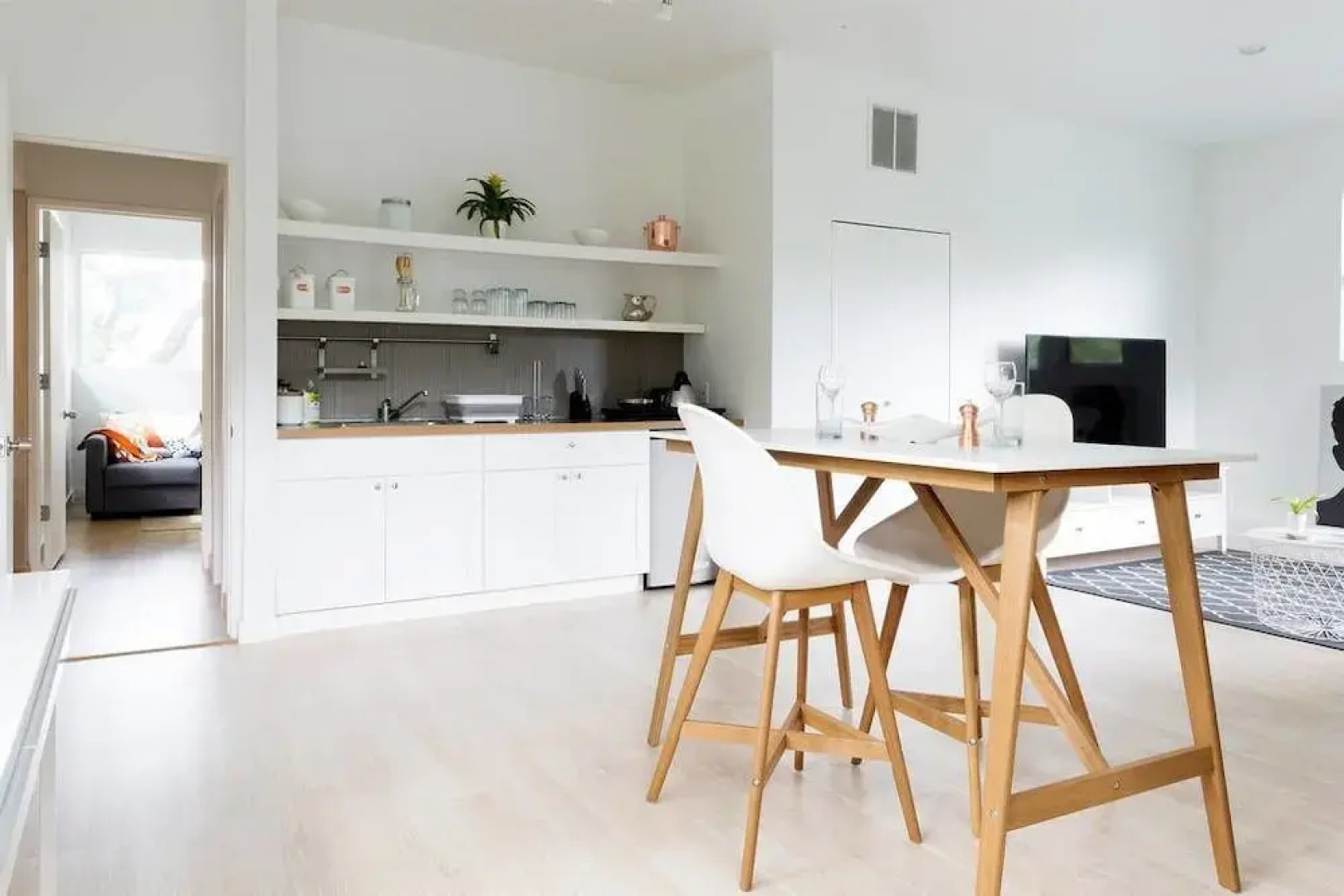 Argyle Penthouse Chic 1BR Apt 2 Sofabed