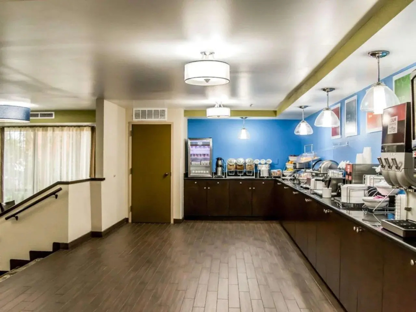 Comfort Inn & Suites St. Pete - Clearwater International Airport