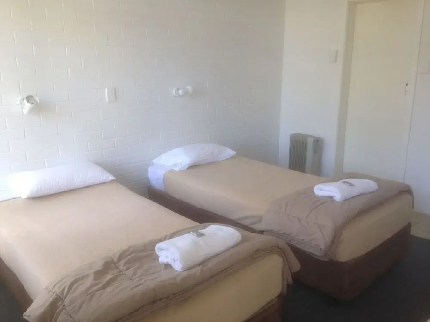 Park Beach Hotel Motel