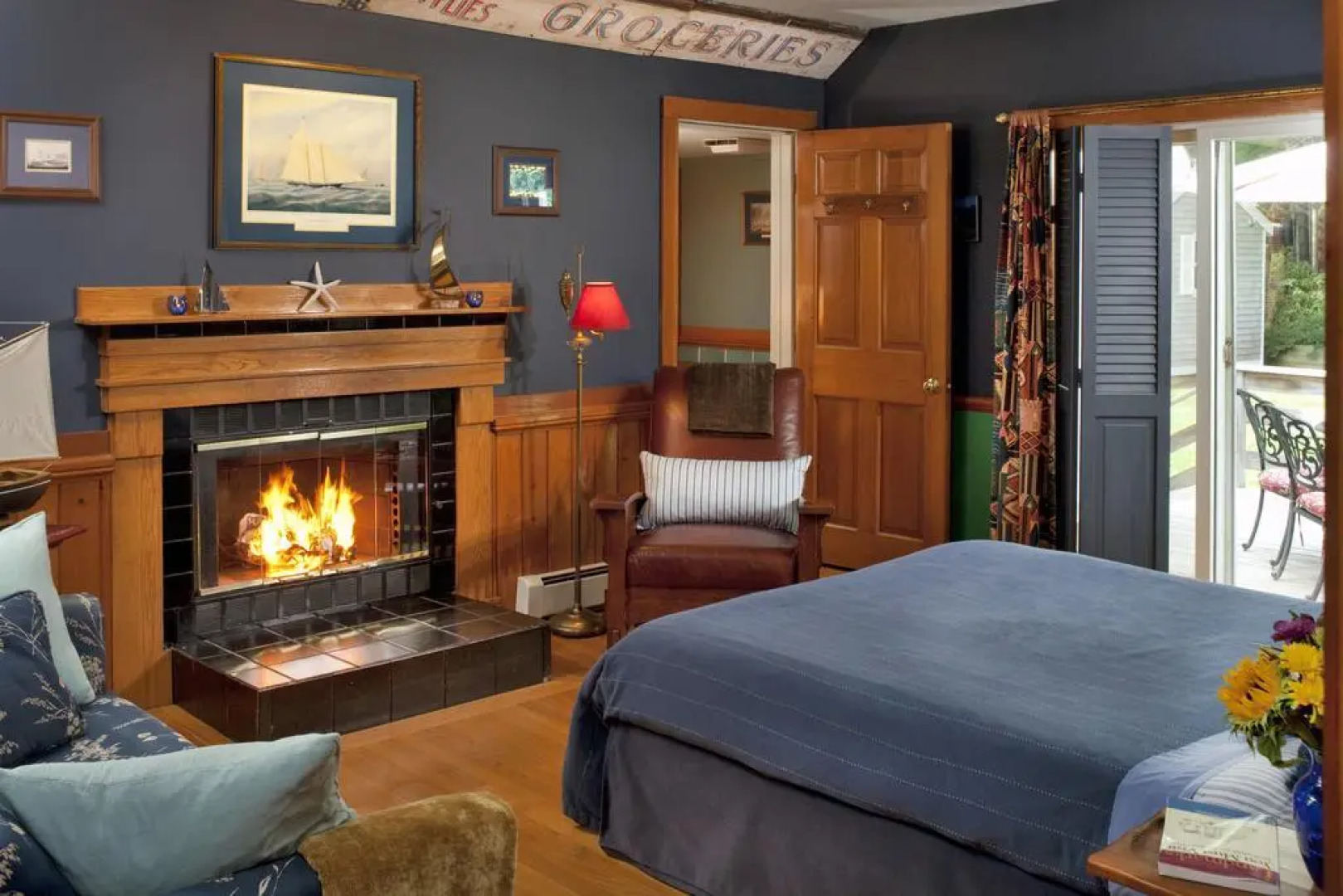 Abbey's Lantern Hill Inn