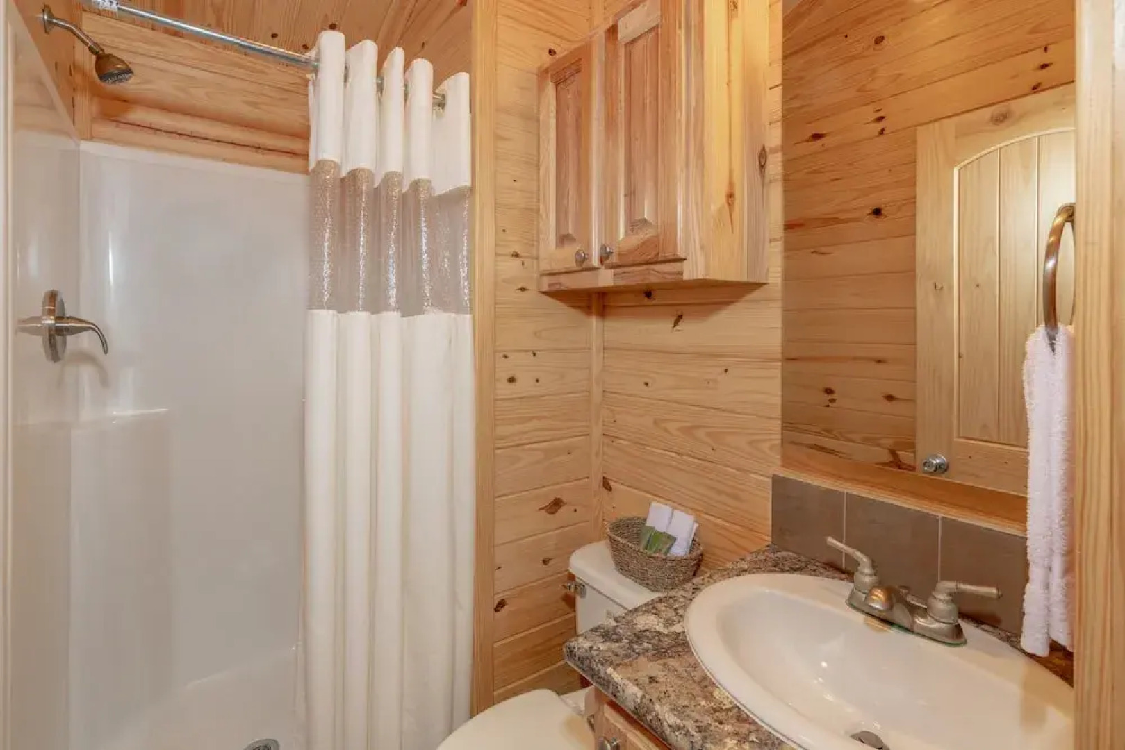 Hill Country Cottage and RV Resort