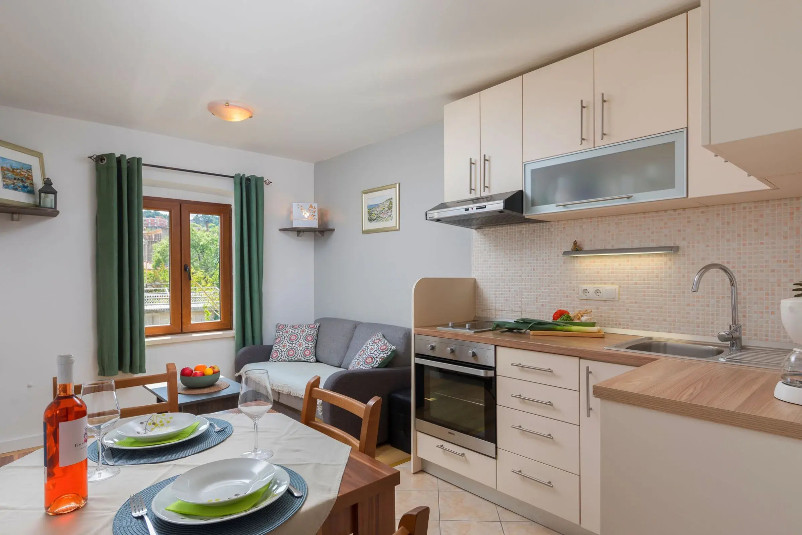 Apartment Ana On Island Hvar