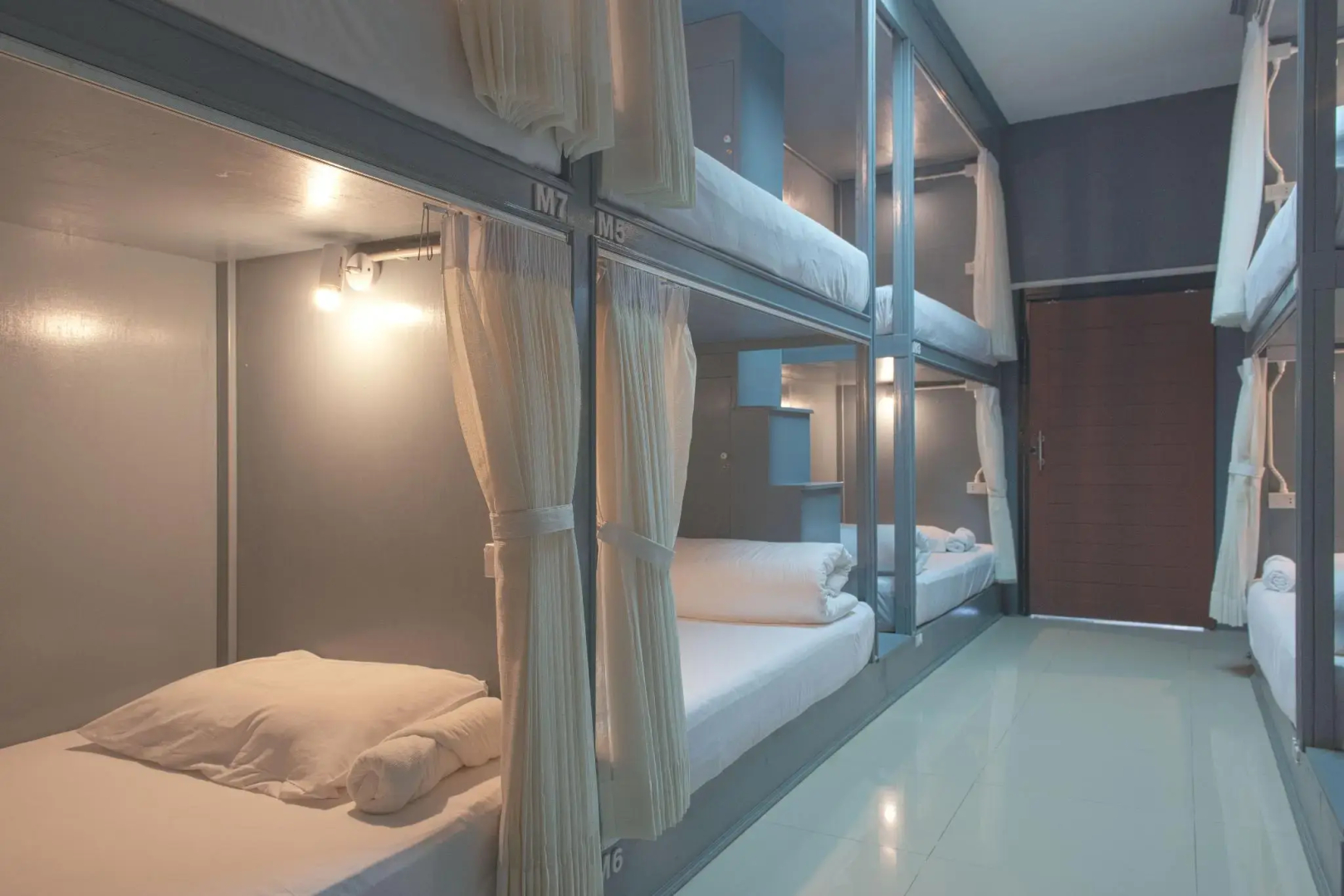 Mee Hug Guesthouse (Opposite Phayao Provincial Transports Station)