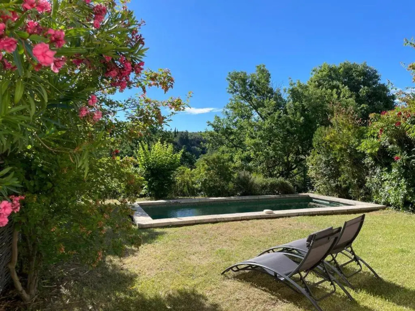 Villa de charme et piscine 177