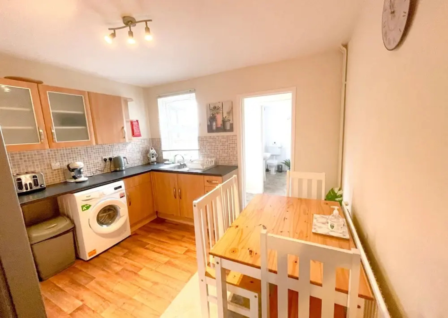 Borden Terrace by Kasay Stays