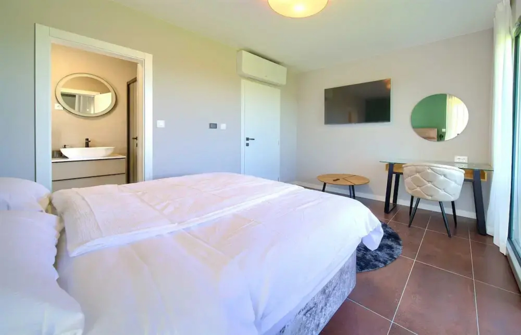 Villa Astrum With Heated Pool Jacuzzi and Sauna