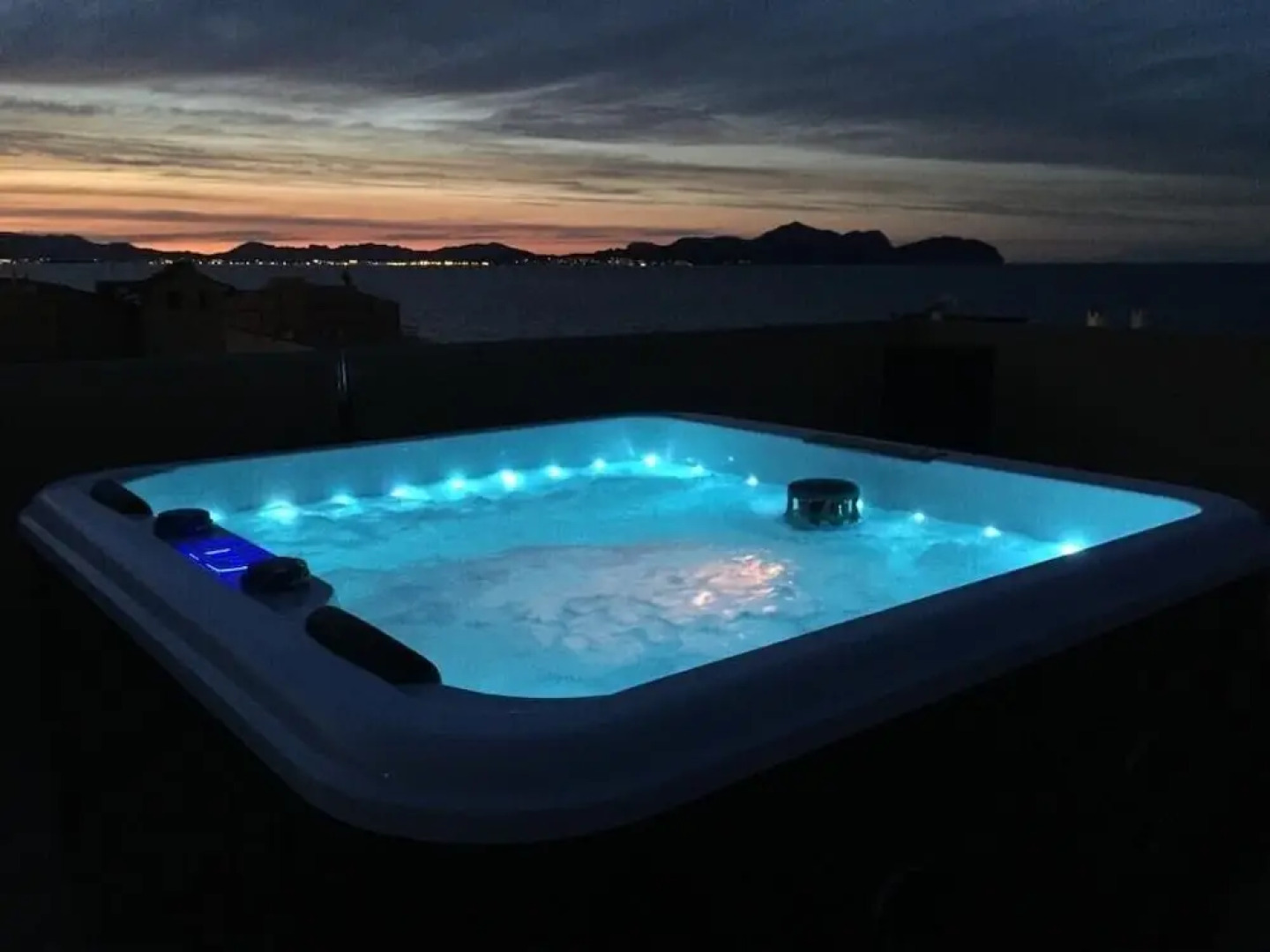 Residence by G Casa Bauló