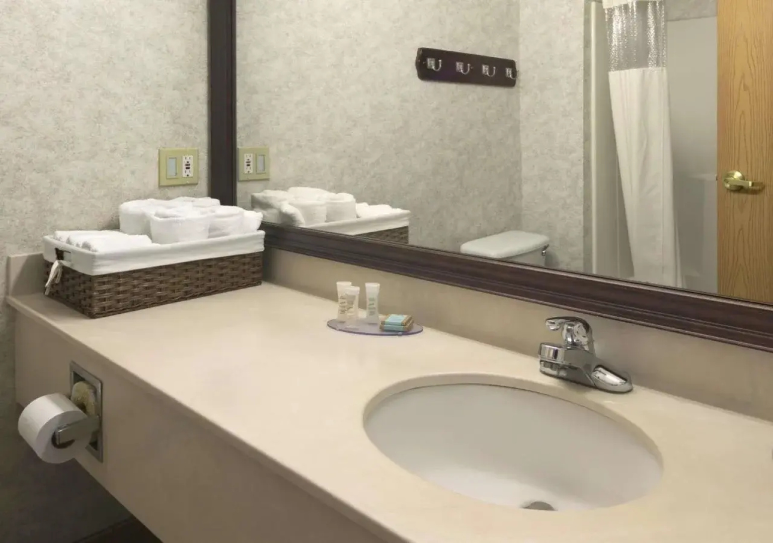 Travelodge & Suites by Wyndham Fargo/Moorhead
