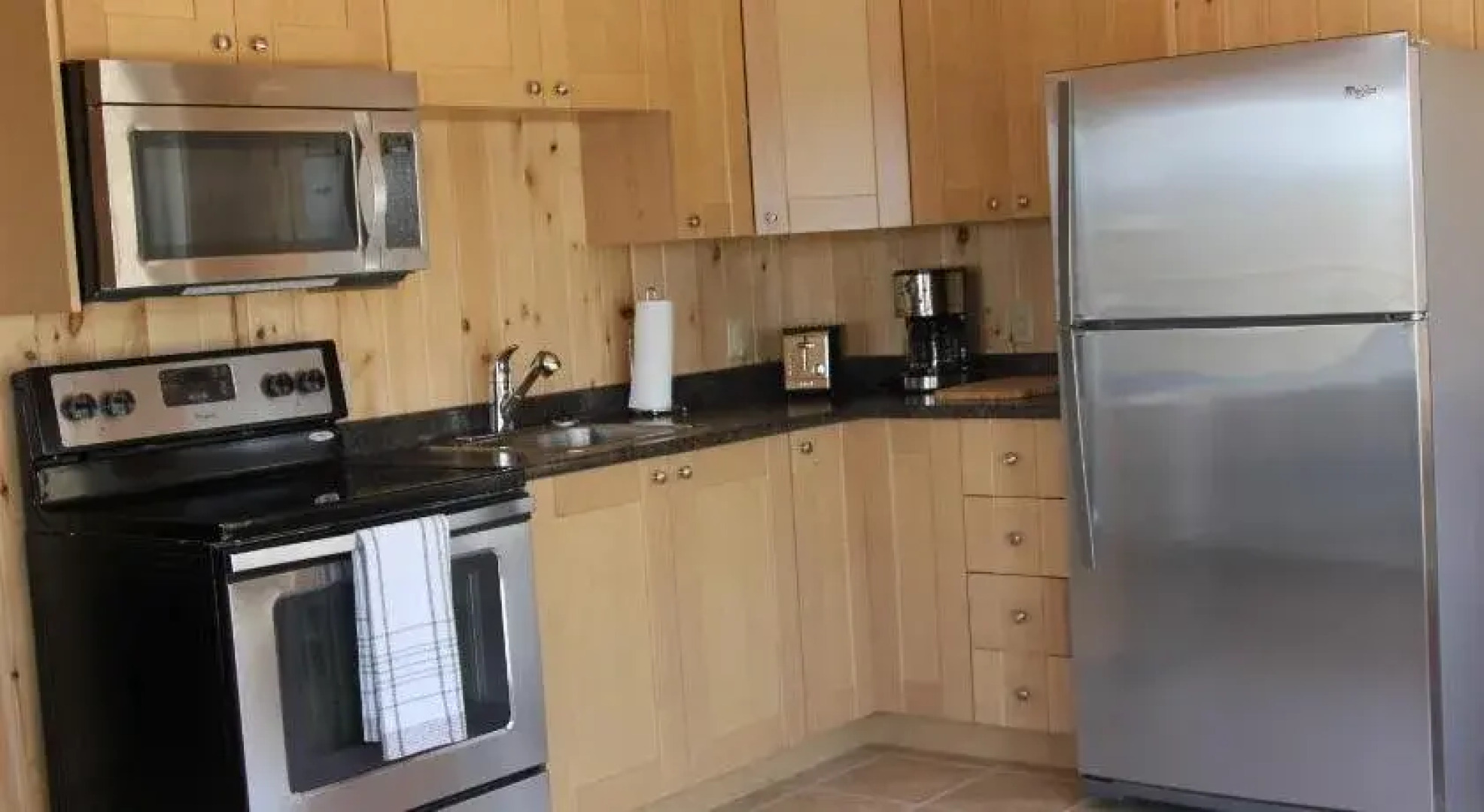 Sportsman's Inn Resort & Marina