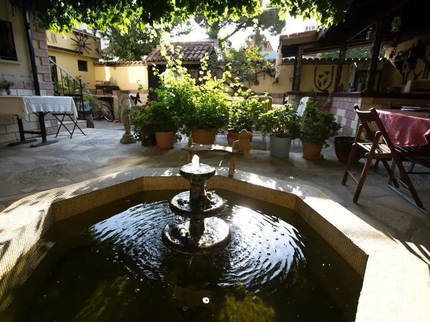Tuncay Pension