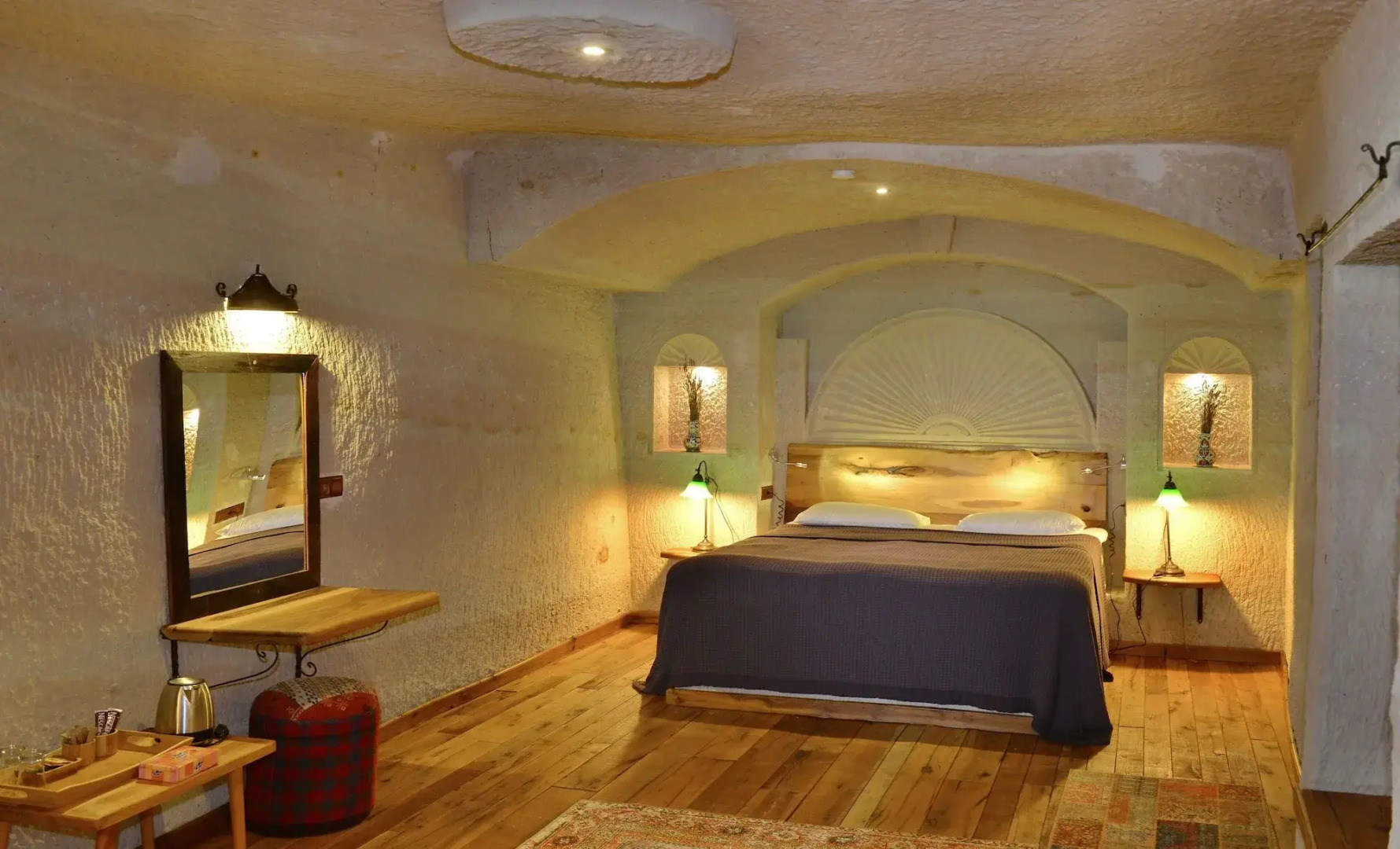 Seki Cave Suites
