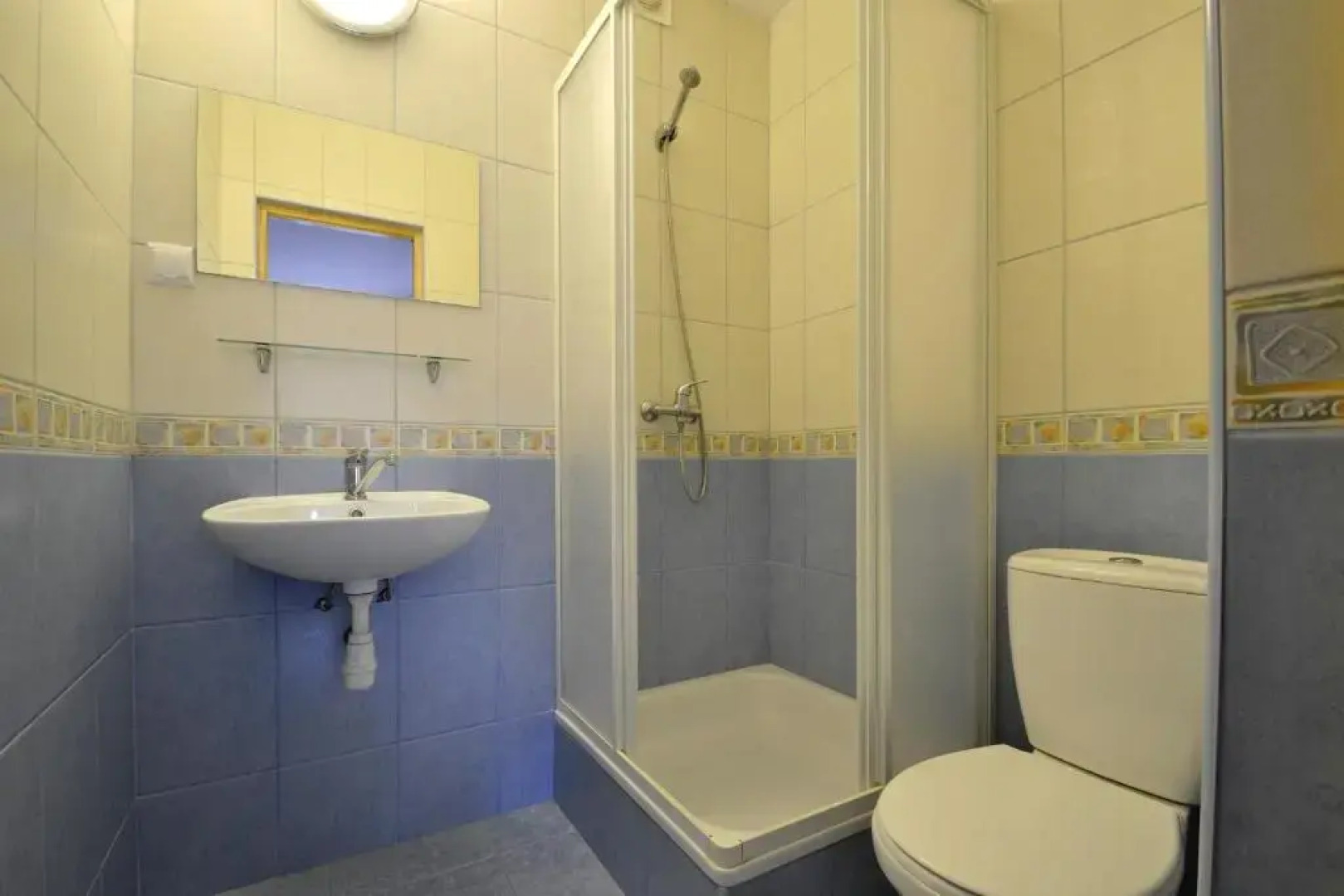 Pokoje do Wynajęcia u Lusi