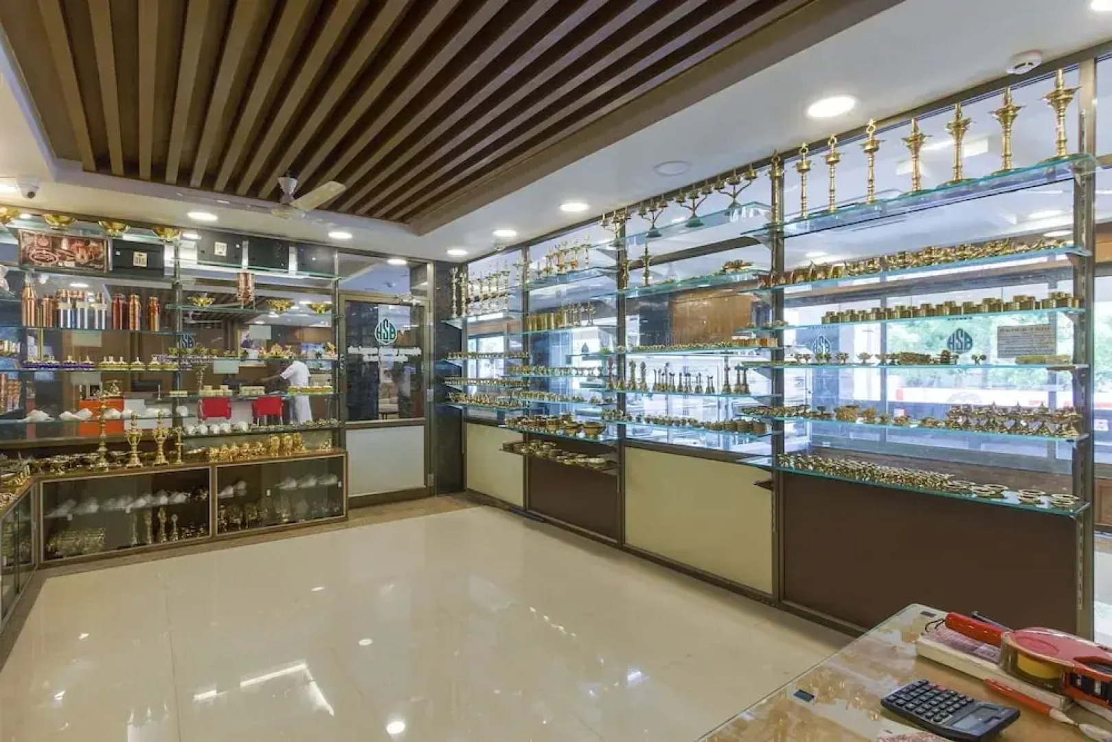 Hotel Saravana Bhavan by OYO Rooms