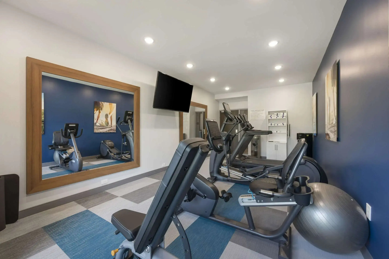 Comfort Inn & Suites Gallatin - Nashville Metro