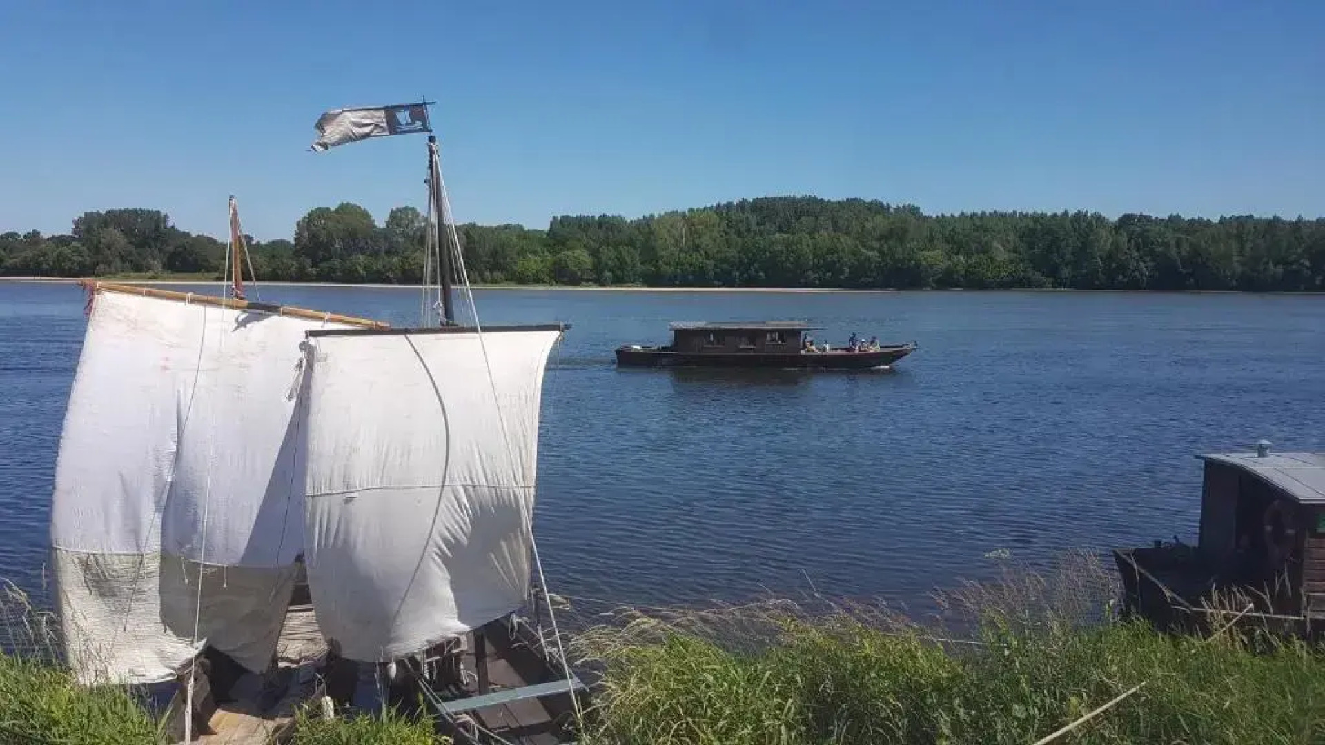 Chambre Privee Des 2 Clochers (Adults Only)