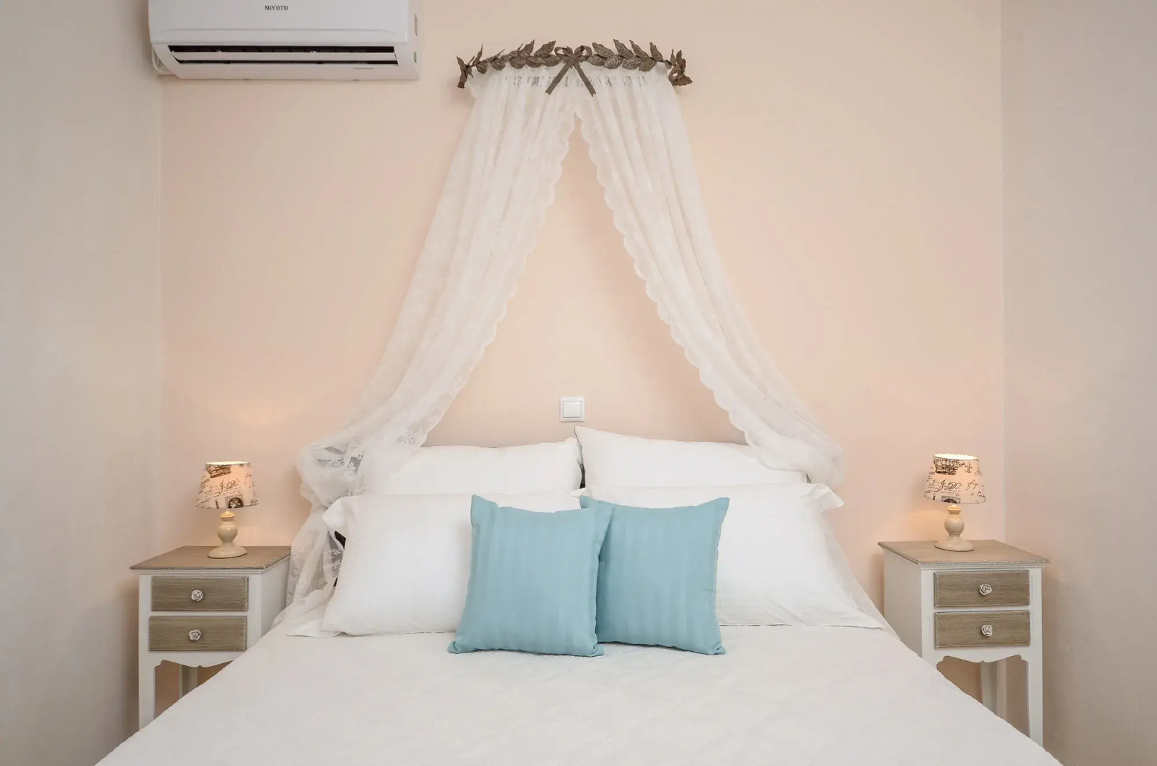 Villa of Roses - Private villa with pool