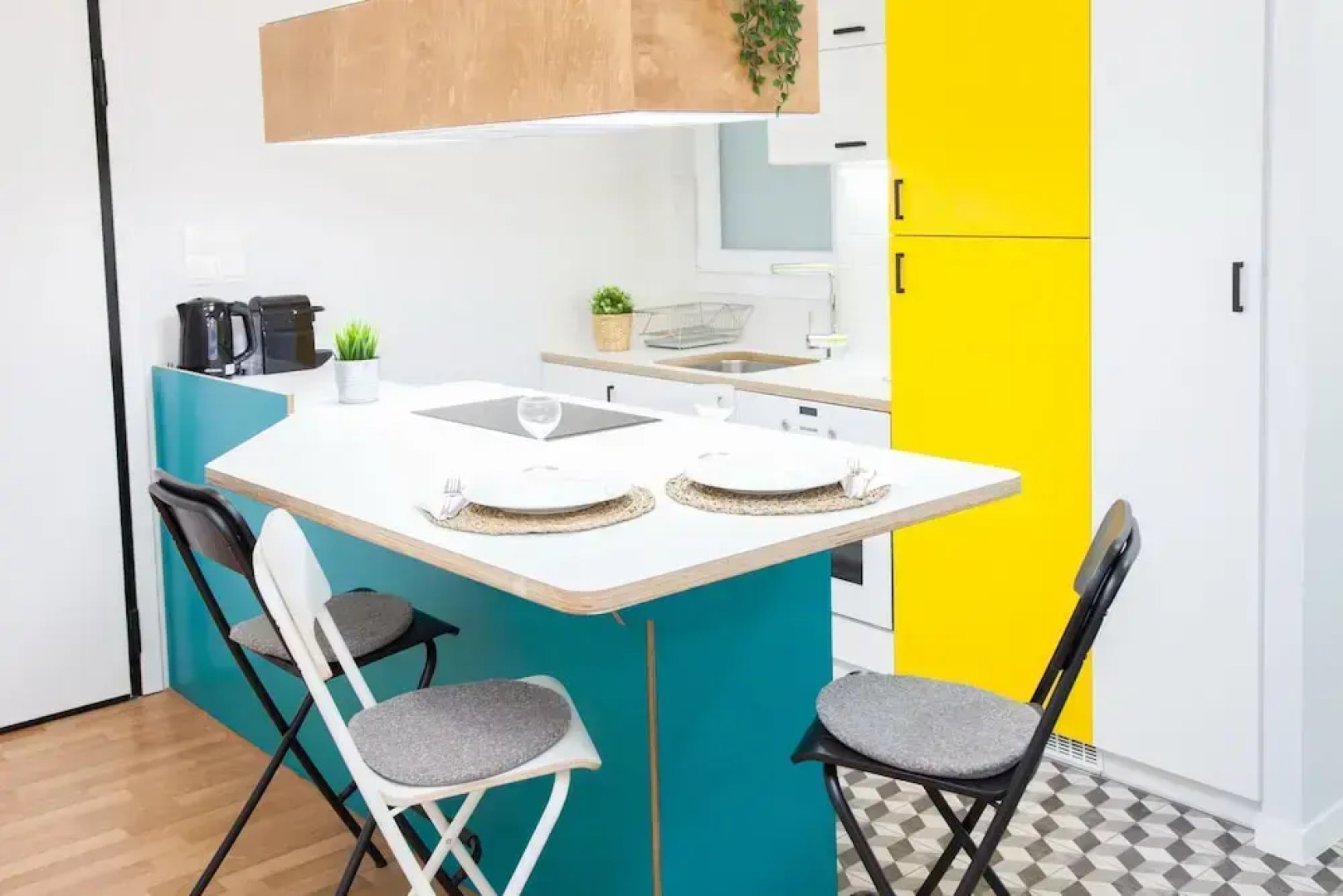 Fully Renovated Modern Beauty in Athens