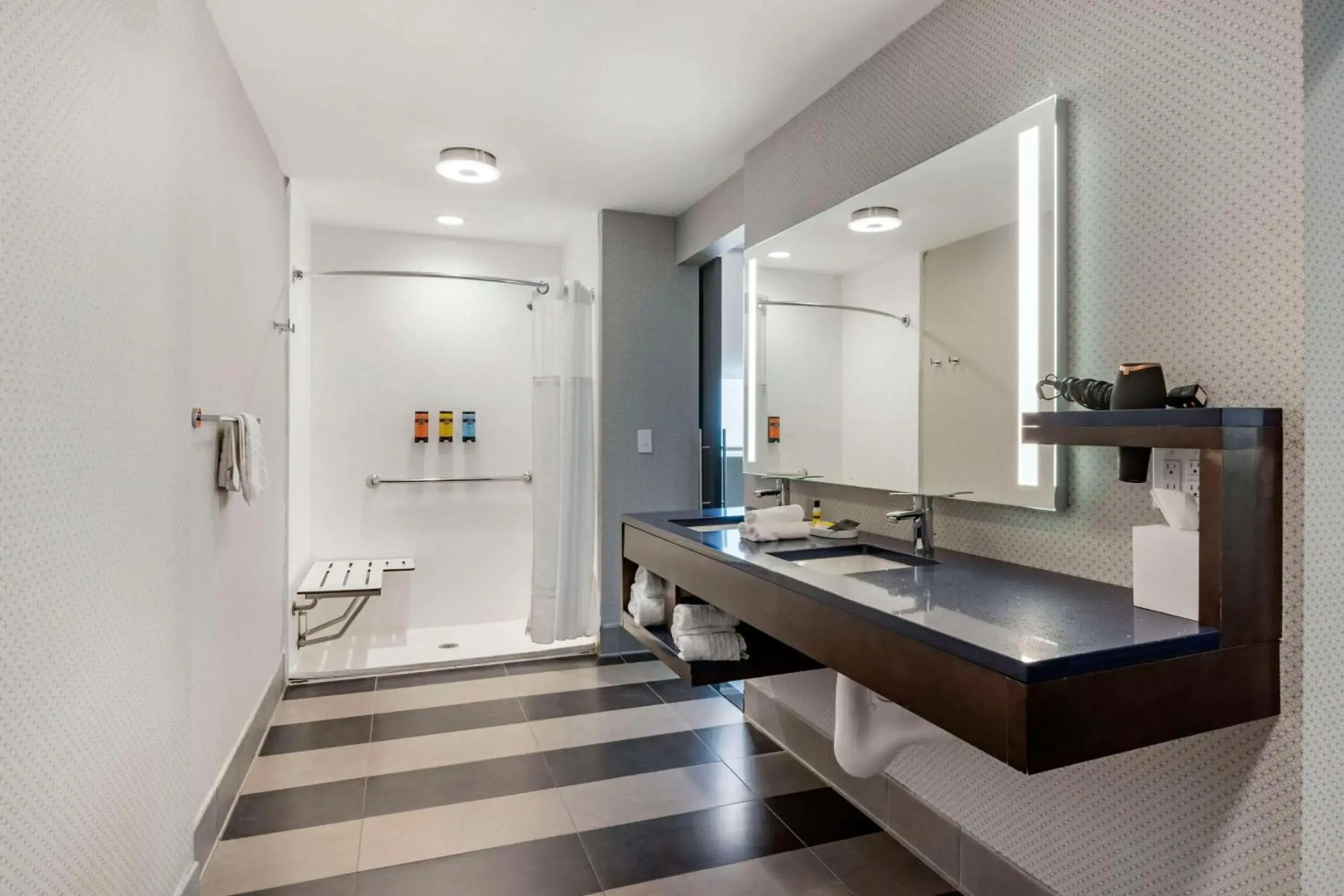 GLō Best Western  Savannah-Gateway I-95