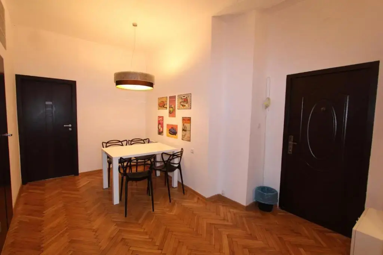 Hostel Chmielna 5 Rooms & Apartments