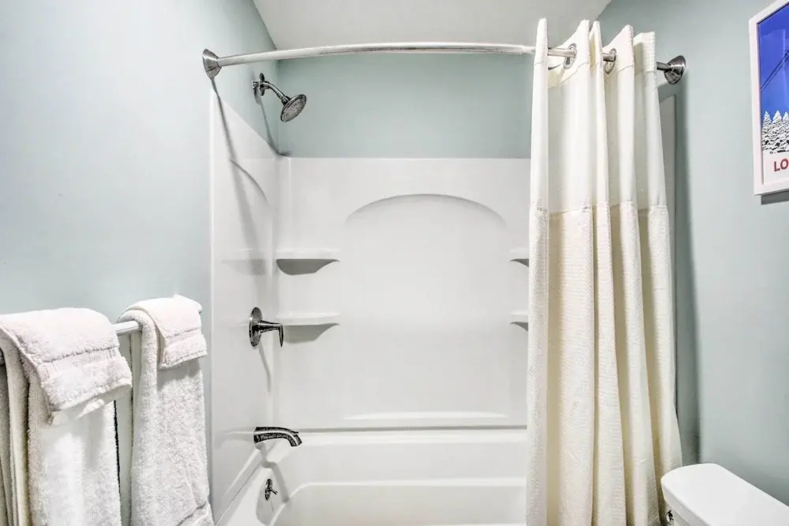 Cozy Lincoln Condo ~ 1 Mi to Loon Mountain!