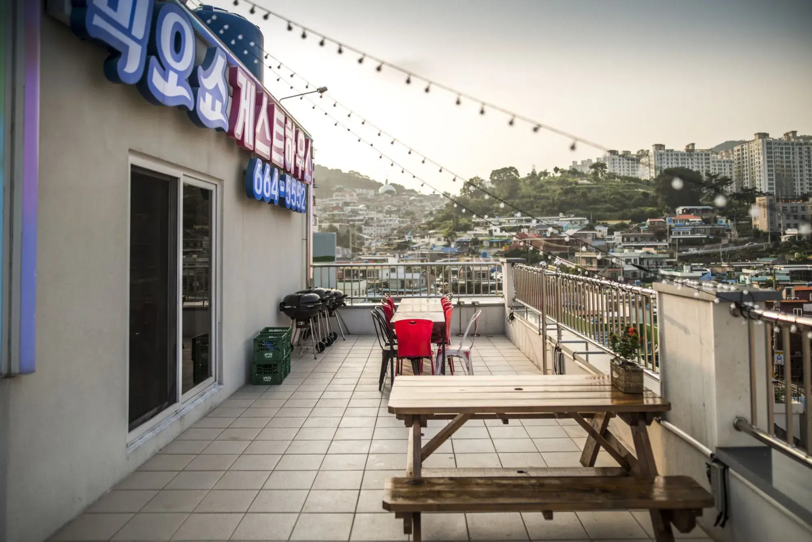 Big-O Show Guesthouse - Hostel