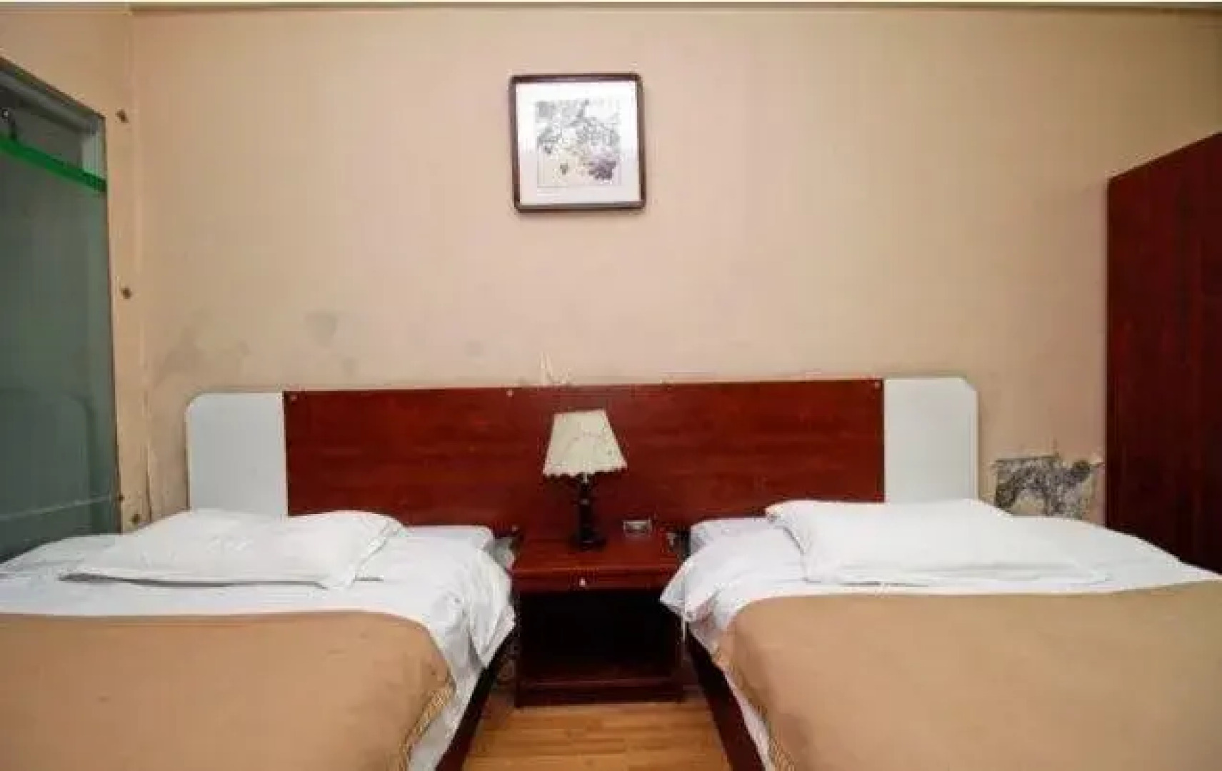 Jinzhai Holiday Business Hotel