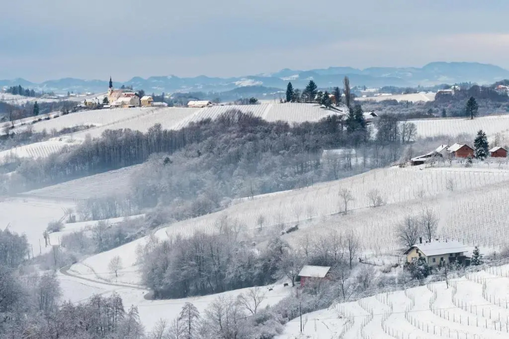 Romantic Cottage In Real Nature