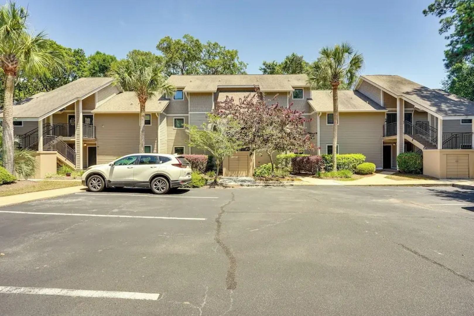 Seabrook Island Villa w/ Patio < 1 Mi to Beach!