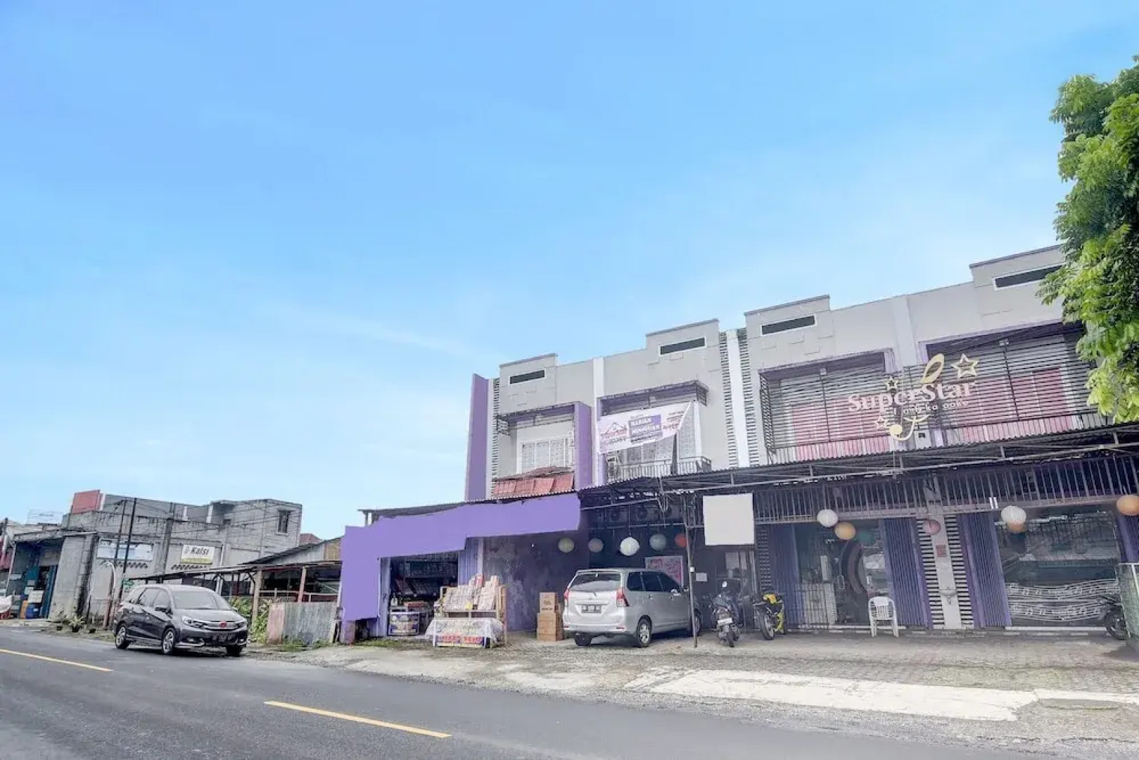 Hotel O Superstar Kost Dan Homestay