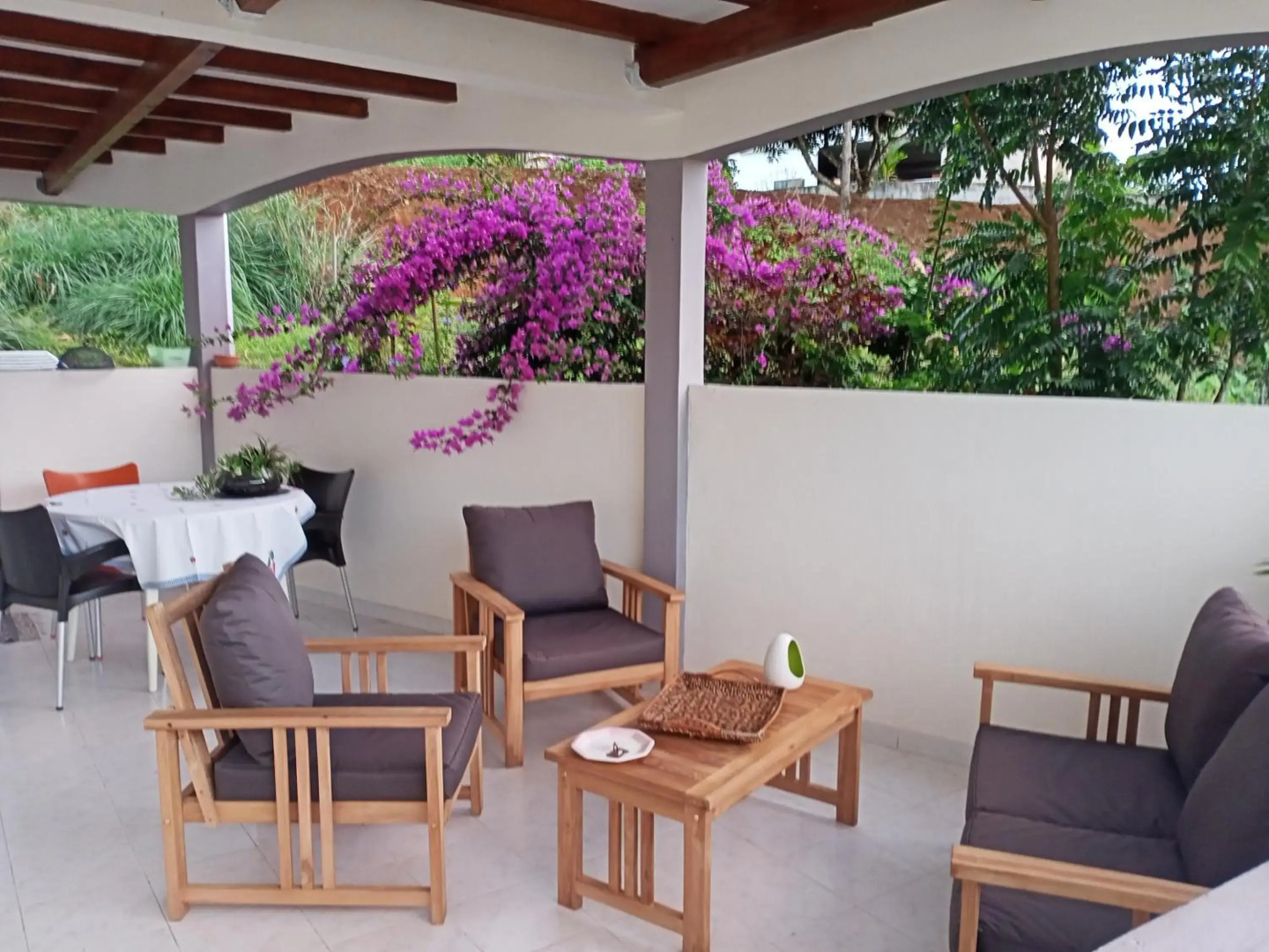 Paradis Caché - Confort Terrasse - Kybo Karaib Location - pkg - Mtgne