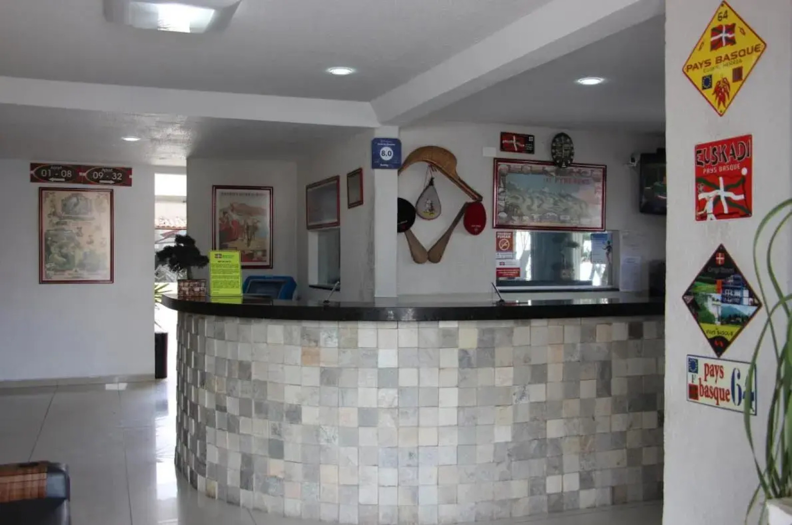 Hotel Des Basques
